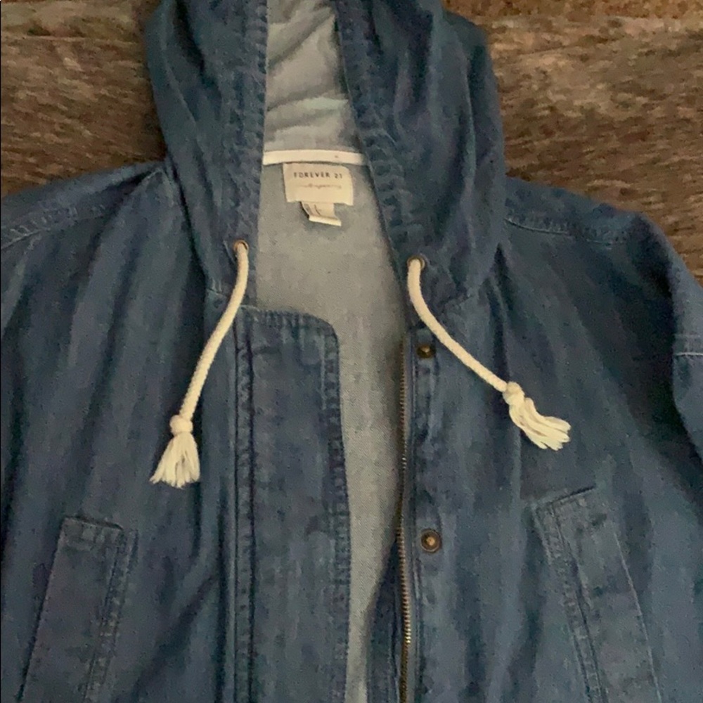 Forever 21 zip up hooded jean jacket